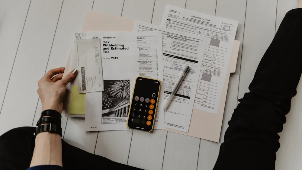 Réponses d'experts : document, stylo et calculatrice